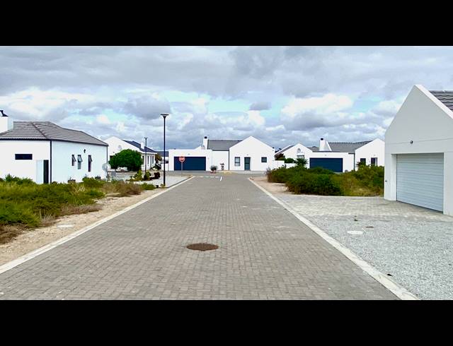 533M² VACANT LAND FOR SALE IN ATLANTIC SANDS PRIVATE ESTATE